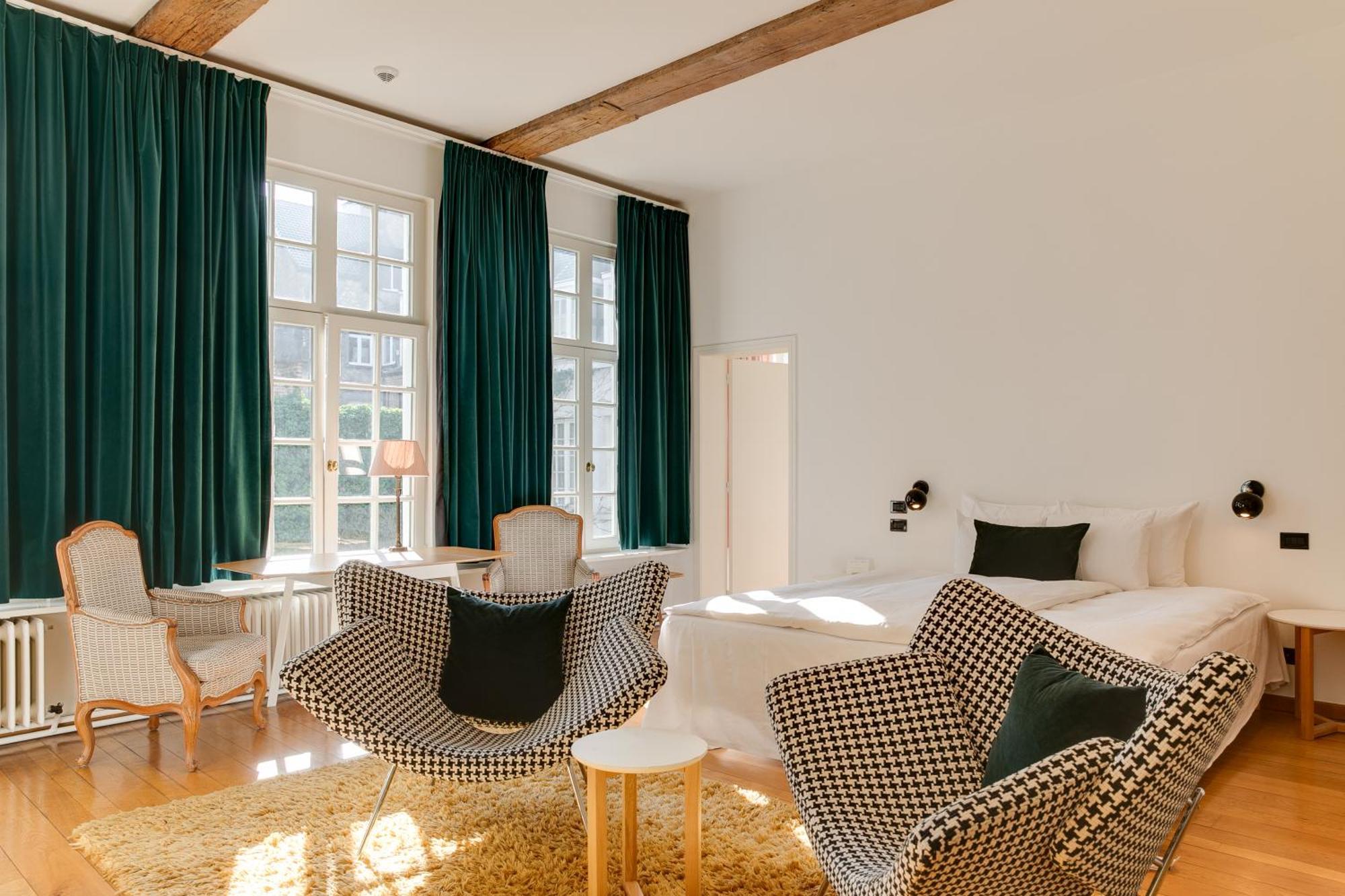 אנטוורפן Small Luxury Hotel De Witte Lelie מראה חיצוני תמונה